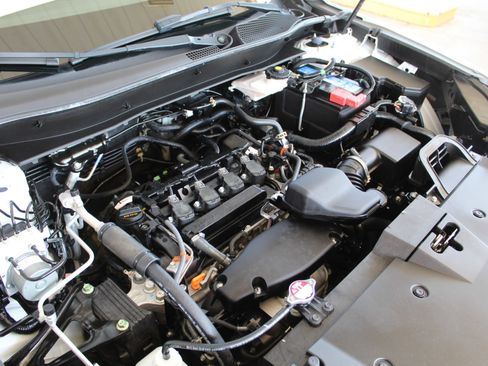 Used 2024 Honda CR-V EX image 47