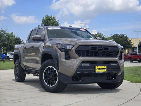 Certified 2026 Toyota Tacoma TRD Off-Road AWD/4WD image 1