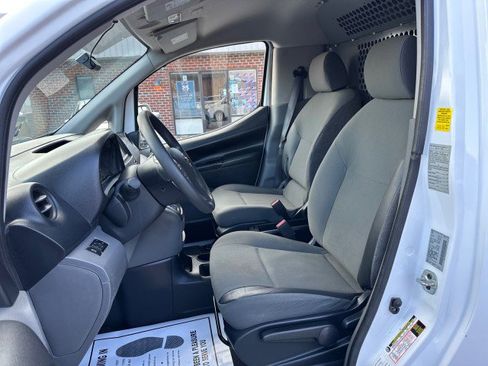 Used 2021 Nissan NV200 SV image 16