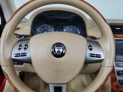Used 2007 Jaguar XK Base image 26
