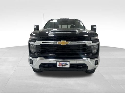 New 2026 Chevrolet Silverado 3500 LT w/ All Star Edition AWD/4WD image 2