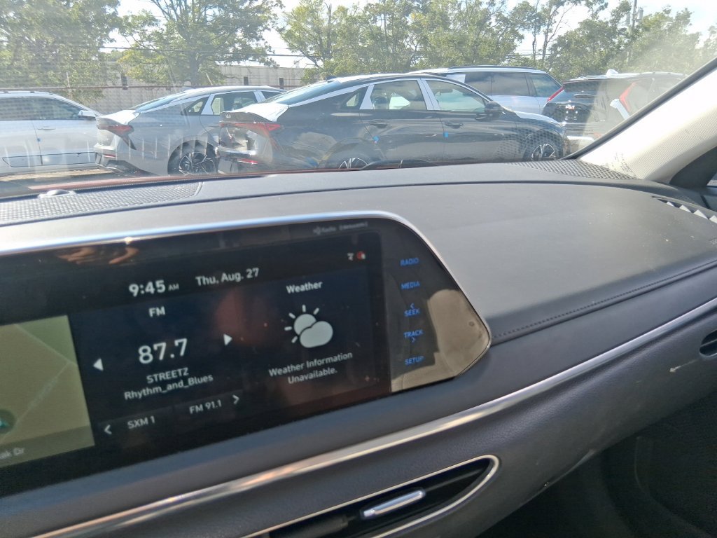 Used 2021 Hyundai Sonata Limited FWD image 14