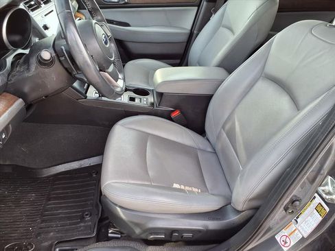 Used 2018 Subaru Outback 2.5i Limited image 5