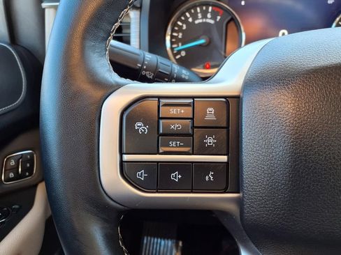 Used 2024 Ford Expedition Max Limited AWD/4WD image 16