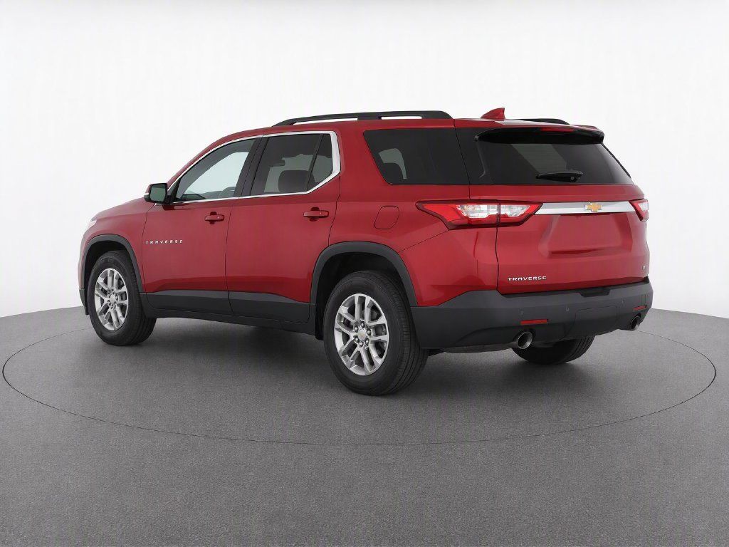 Used 2020 Chevrolet Traverse LT FWD image 3
