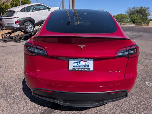 Used 2023 Tesla Model Y Long Range AWD/4WD image 4
