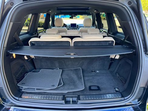 Used 2019 Mercedes-Benz GLS 450 4MATIC image 28