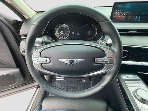 Used 2022 Genesis GV70 2.5T AWD/4WD image 39