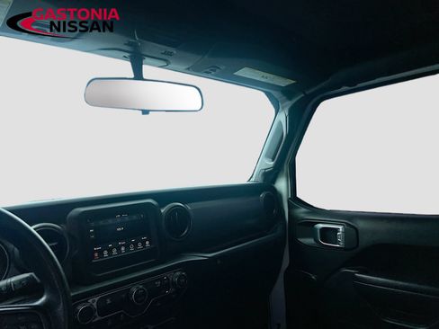 Used 2023 Jeep Gladiator Sport w/ Trailer Tow Package AWD/4WD image 30
