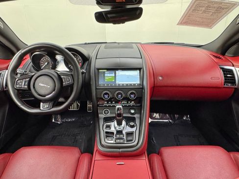 Used 2020 Jaguar F-TYPE R image 12