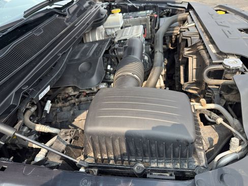 Used 2020 RAM 1500 Laramie image 10