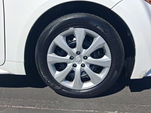 Certified 2023 Toyota Corolla LE FWD image 28