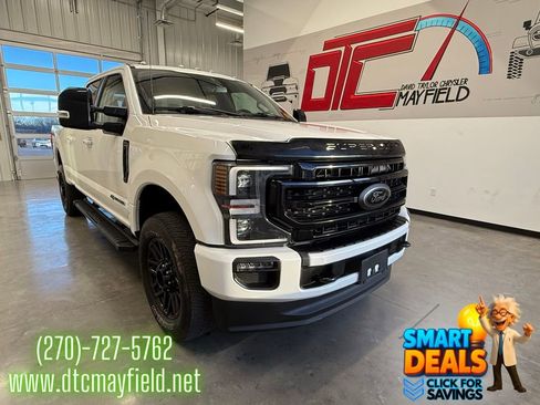 Used 2022 Ford F250 Lariat w/ Black Appearance Pkg image 1