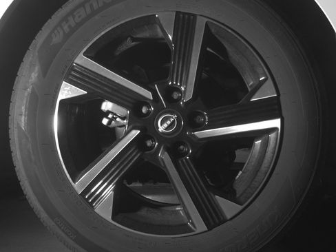 Used 2025 Nissan Sentra SV FWD image 12
