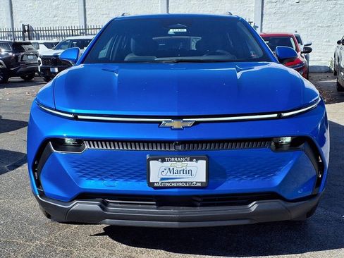 New 2026 Chevrolet Equinox EV LT image 2