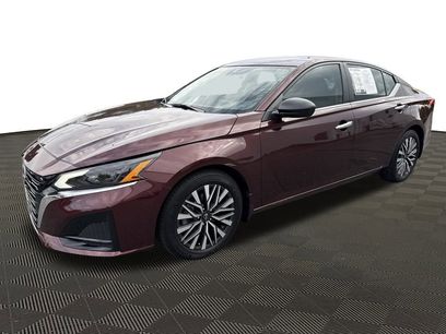 Used 2024 Nissan Altima 2.5 SV