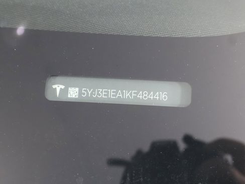 Used 2019 Tesla Model 3 Standard Range Plus image 51