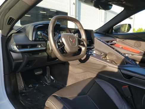Used 2023 Chevrolet Corvette Stingray Convertible w/ Chrome Exterior Badge Package RWD image 13