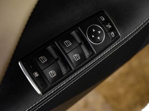 Used 2015 Tesla Model S 85D image 36