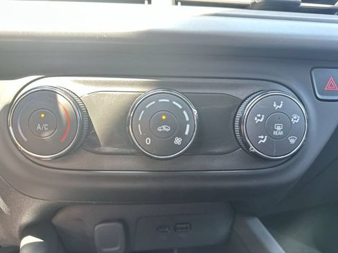 Certified 2024 Chevrolet Trax LS FWD image 19