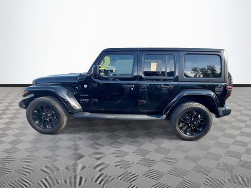 Used 2023 Jeep Wrangler Unlimited Sahara w/ Cold Weather Group AWD/4WD image 9