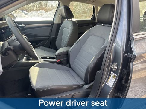 New 2026 Volkswagen Jetta SE image 6