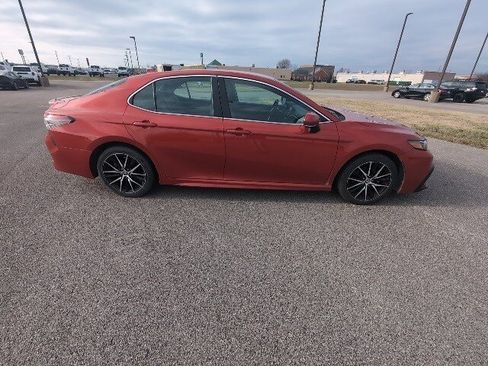 Certified 2023 Toyota Camry SE image 2