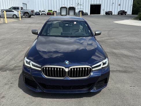 Certified 2023 BMW M550i xDrive w/ Executive Package AWD/4WD image 5