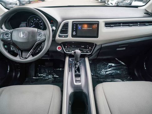 Used 2022 Honda HR-V EX image 10