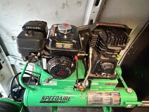 Used 2020 GMC Savana 3500 Extended w/ Driver Convenience Package image 17