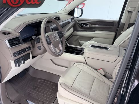 Used 2023 GMC Yukon Denali AWD/4WD image 10