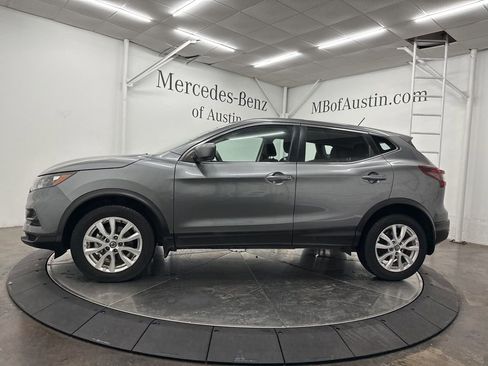 Used 2021 Nissan Rogue Sport S FWD image 4