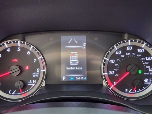 Used 2022 Toyota Highlander LE AWD/4WD image 21