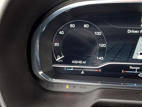 Used 2022 GMC Yukon SLT w/ SLT Luxury Package image 20