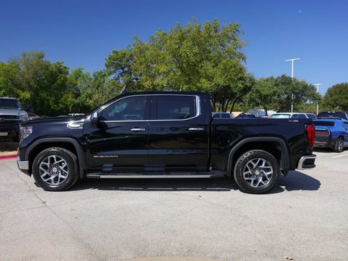 Used 2024 GMC Sierra 1500 SLT AWD/4WD image 5