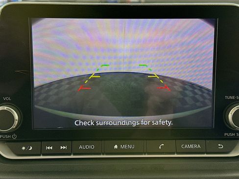 Used 2023 Nissan Rogue SV image 22