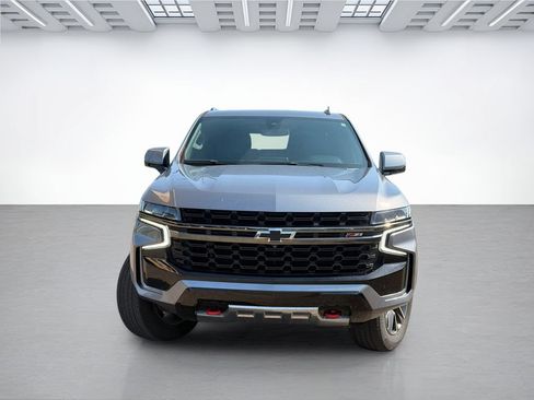 Used 2021 Chevrolet Tahoe Z71 w/ Z71 Off-Road Package AWD/4WD image 7