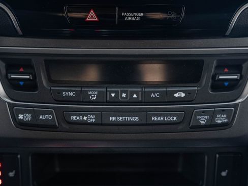 Used 2022 Honda Pilot Sport image 28