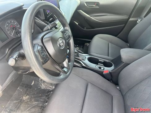 Certified 2025 Toyota Corolla LE FWD image 21