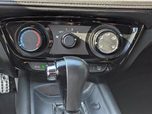 Used 2020 Honda HR-V Sport image 21
