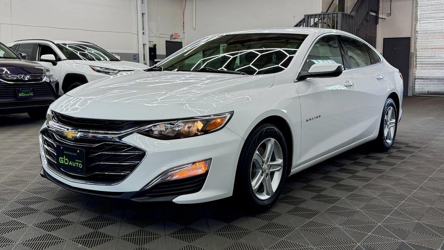 Used 2020 Chevrolet Malibu LS w/ Driver Confidence Package II FWD image 1