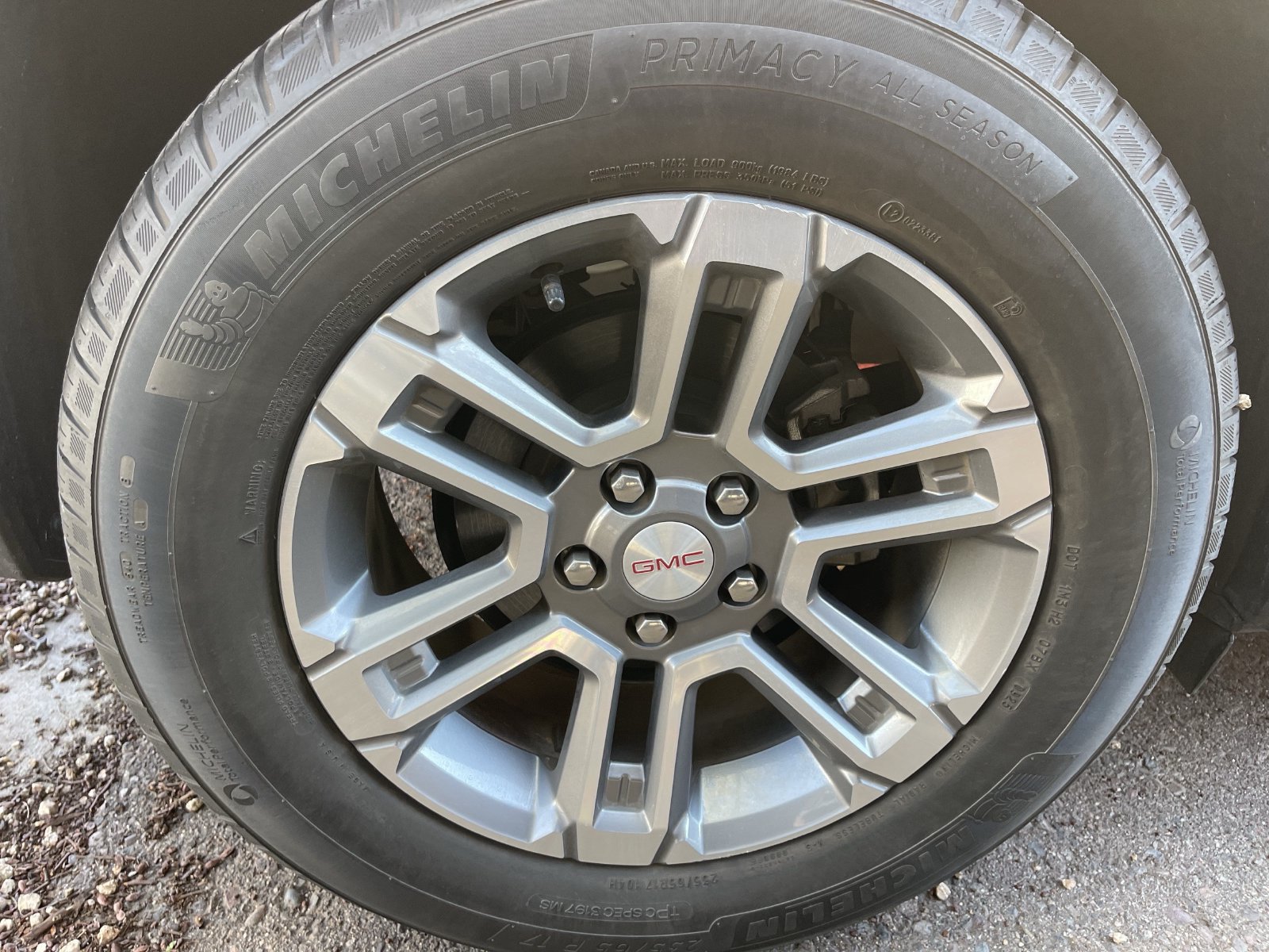 Used 2026 GMC Terrain Elevation w/ Technology Package II FWD image 5
