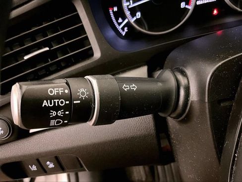 Used 2021 Acura ILX w/ Premium Package FWD image 30
