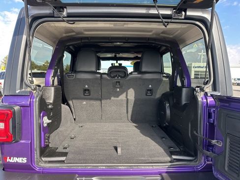 Used 2023 Jeep Wrangler Unlimited Rubicon w/ Xtreme Recon 35" Tire Package image 14