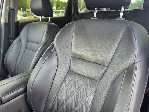 Used 2023 Nissan Rogue Platinum w/ Platinum Premium Package FWD image 22