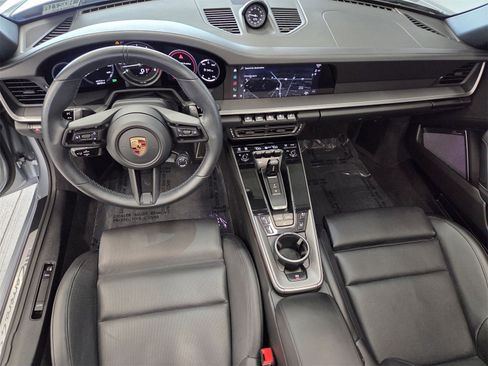 Used 2022 Porsche 911 Carrera 4S image 11