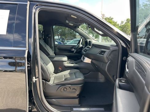 Used 2023 GMC Yukon SLT image 41