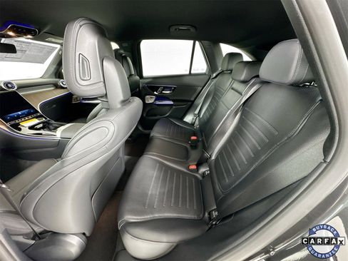 Used 2025 Mercedes-Benz GLC 350e 4MATIC image 26