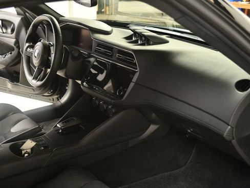 Used 2024 Nissan Z Performance w/ Floor Mat Package image 25