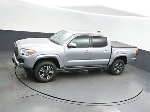 Used 2021 Toyota Tacoma SR image 32